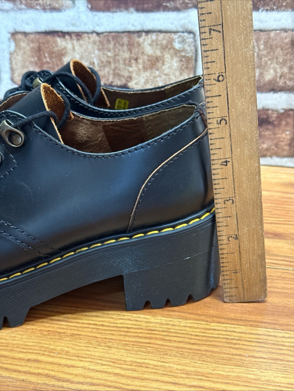Dr. Martens LEONA LOW Platform Shoes Black Leather Women's Size 8 - Picture 11 of 11